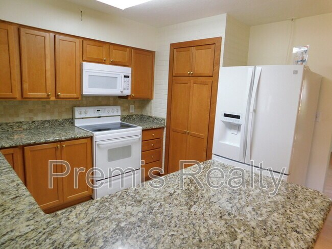 3563 Floral Dr SE