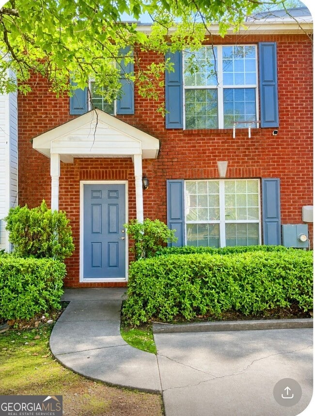 Photo - 2279 Strathmoor Manor Dr