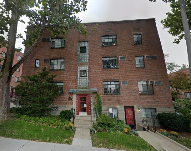Building Photo - 70 Saint Paul St Unit 4 Rental