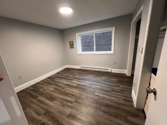 Photo - 3264 Broad St Unit 2