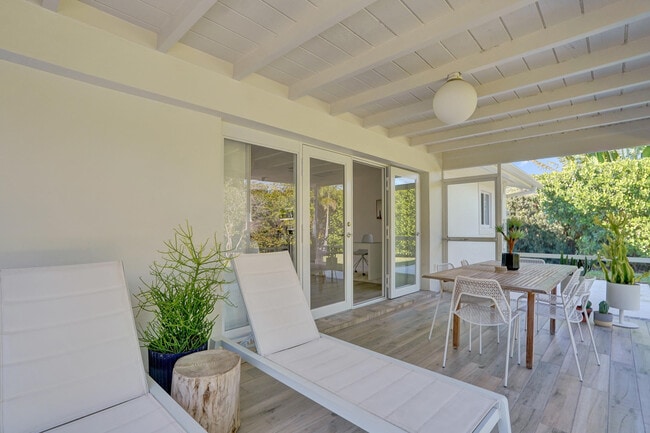 Photo - 1299 SW 9th St