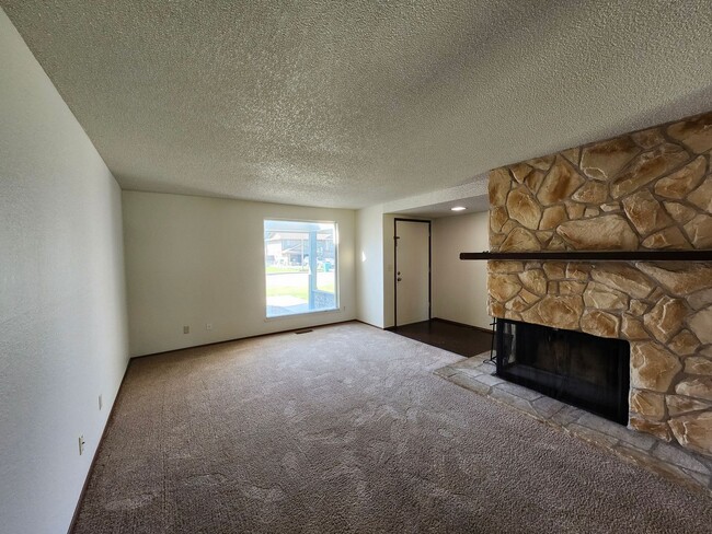 Photo - 1709 S Rainier Pl