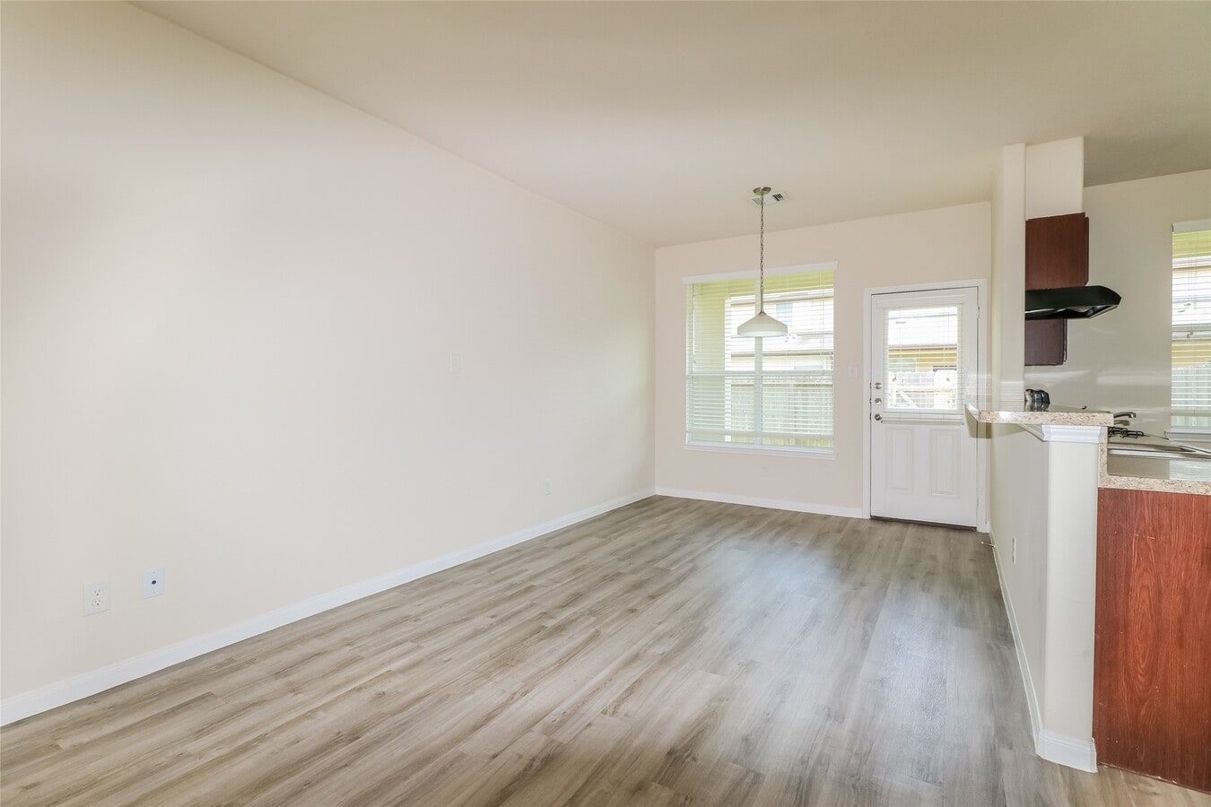 Photo - 9731 Caprice Court