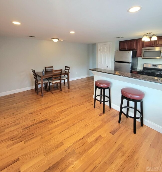 Building Photo - 517 New Brunswick Ave Unit A