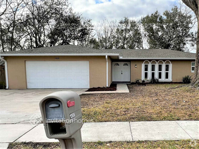 Building Photo - 1008 Terry Dr Rental