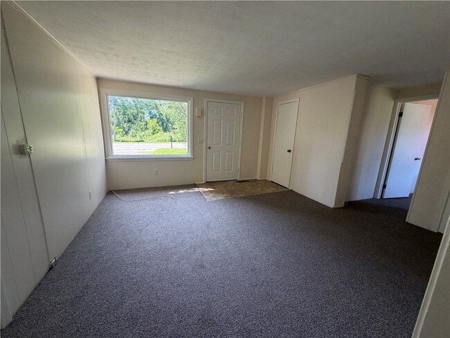 Photo - 1846 Ridge Rd