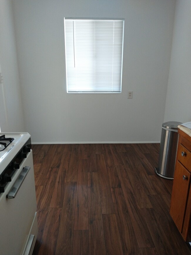 Photo - 130 N Ivy Ave Unit C