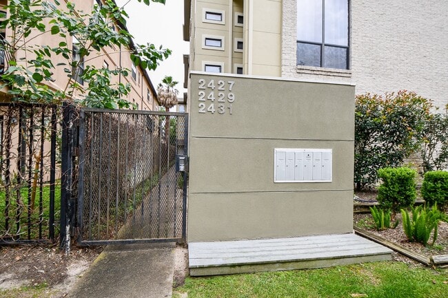 Photo - 2431 Dorrington St Unit 2431A