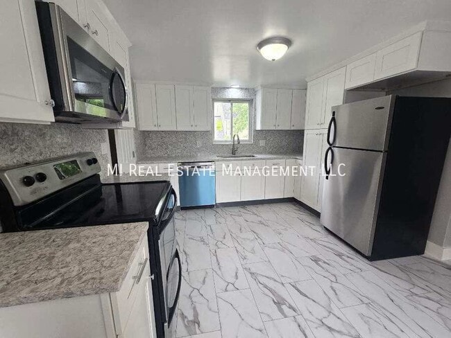 Photo - 37 W McKinley Ave