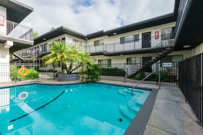 Photo - 18424 Halsted Avenue