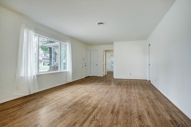 Photo - 3807 Murworth Dr