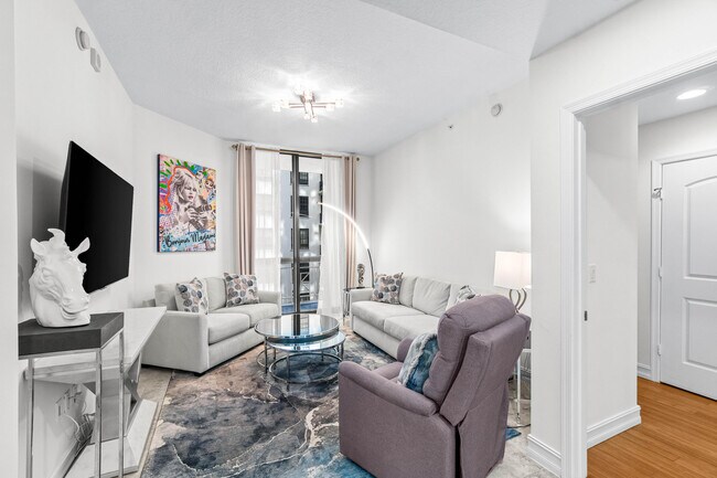 Photo - 701 S Olive Ave Unit 807