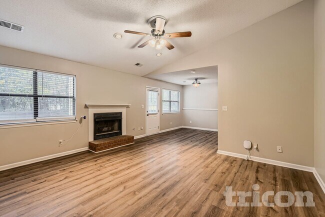 Photo - 80 Ridgewood Trail