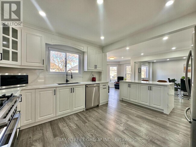 Photo - 1593 Wintergrove Gardens