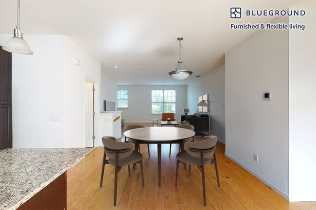 Photo - 998 Stewart Ave Unidad FL1-ID2102A