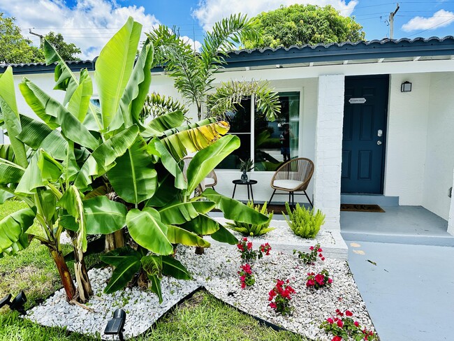 Photo - 5365 N Andrews Ave