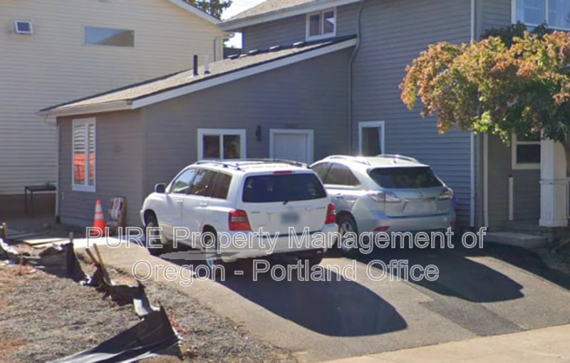 Photo - 5684 N Harvard St