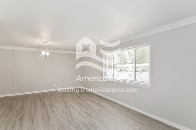 Photo - 1884 Hill Hedge Dr