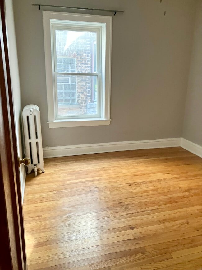 1251 N Austin Blvd Unit FL 1