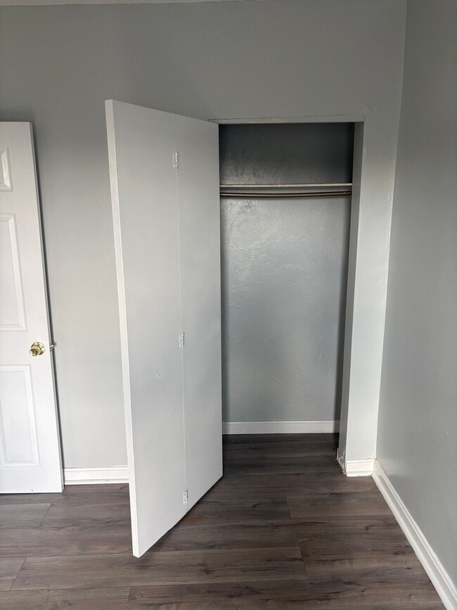 14 Congress St Unit 3rd fl right
