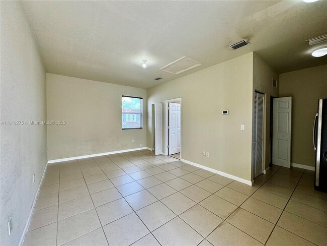 Photo - 9575 SW 171st Pl Unit 9575