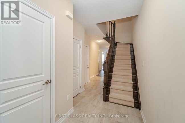 Photo - 1890 Rymal Rd E