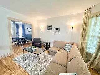 Photo - 9811 S Vanderpoel Ave