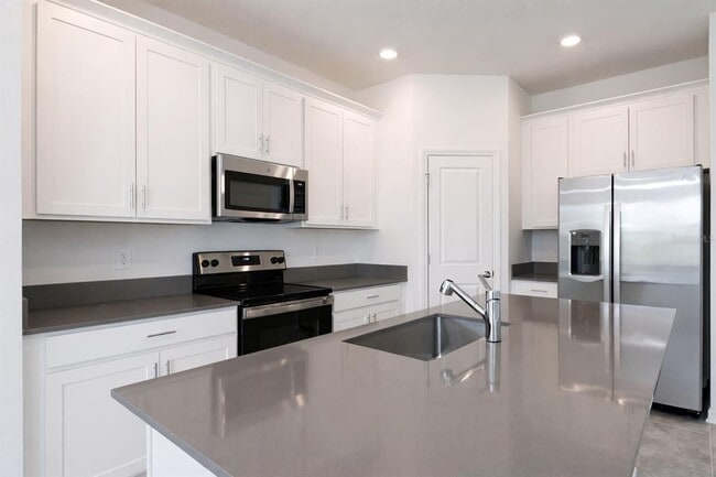 Photo - 136 Aces High Ln