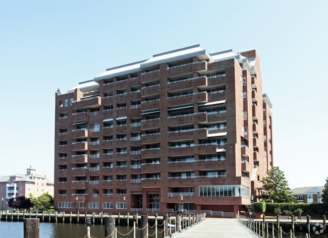 Downtown Norfolk Studio Apartments For Rent Norfolk Va Forrent Com