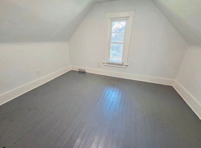 Photo - 1704 11th Ave S