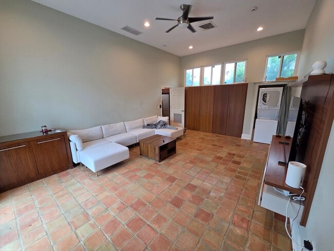 3985 Roberts Point Rd Unit Siesta Key Apartment