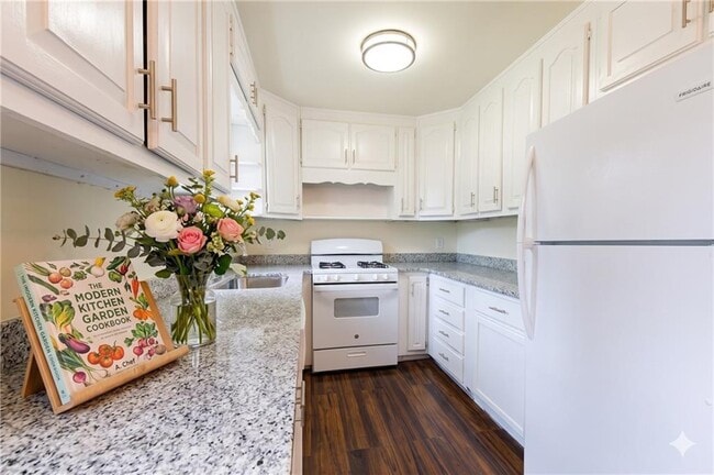 Photo - 5791 Lisa Ln