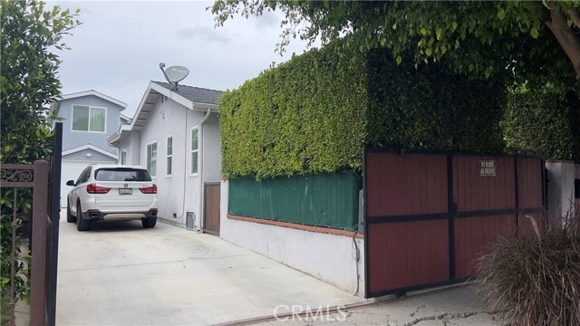 Photo - 1549 Burnside Ave