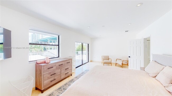 Photo - 19140 N Bay Rd