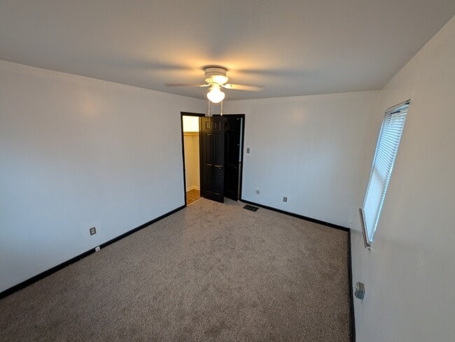 Photo - 722 Kenwick Rd