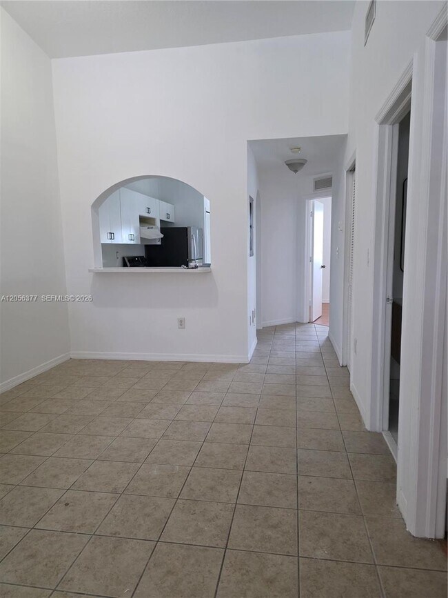 Photo - 3415 NE 9th Dr Unit 202