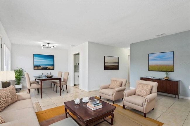 Photo - 2000 15th Ct NW Unit 11