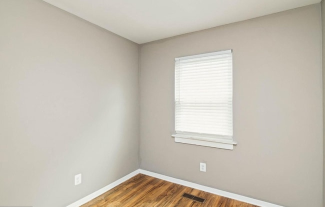 Photo - 412 N Washington St