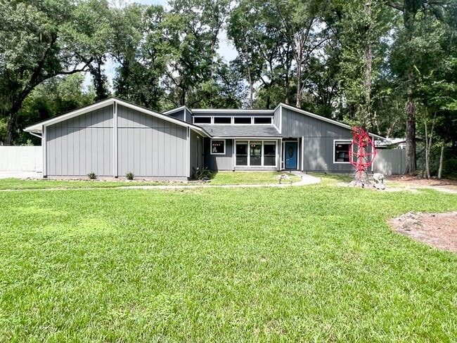 3BR/2BA POOL HOME in SW Gainesville - avai... - 3BR/2BA POOL HOME in SW Gainesville - avai...