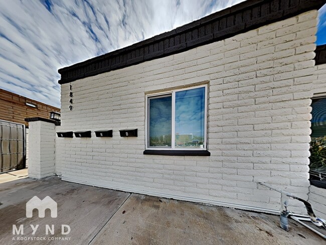 Building Photo - 1849 E Virginia Ave Rental