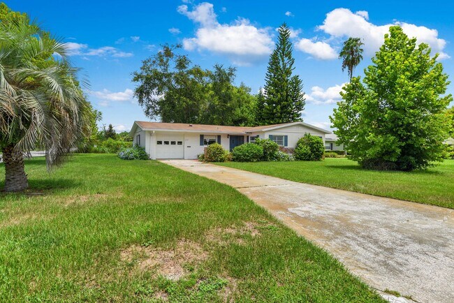 Photo - 2107 Brookview Dr