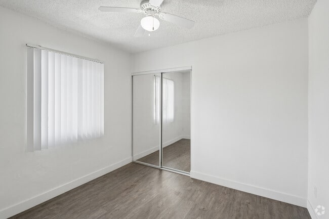 2BR, 1BA - Bedroom 1