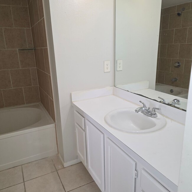 Photo - Windsor at Sabal Walk 2/1