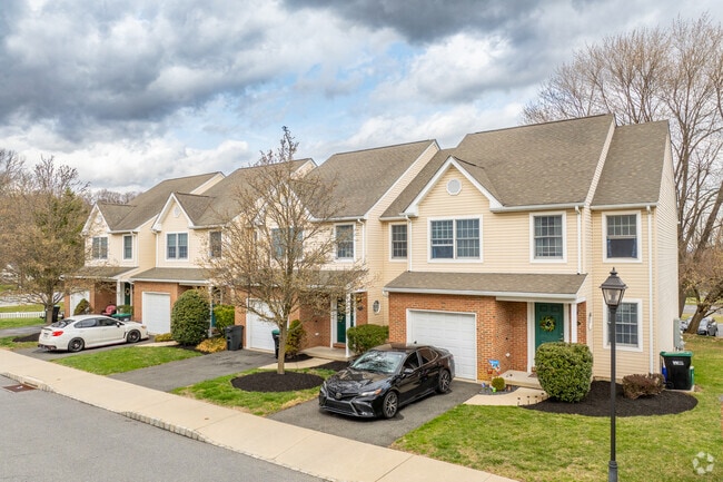 Photo - Linden Court Townhomes