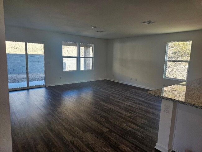 Photo - 1724 Diablo Dr