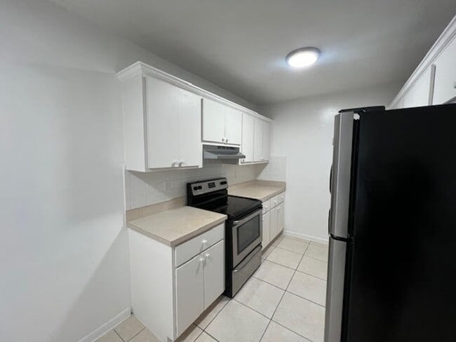 1200 S Broadway Lantana, FL 33462