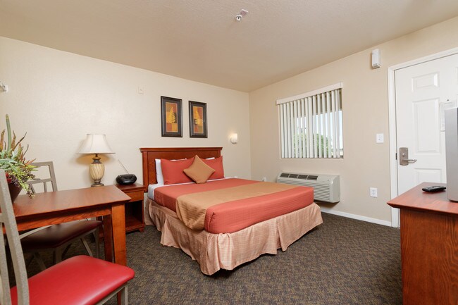 Photo - Siegel Select Casa Grande