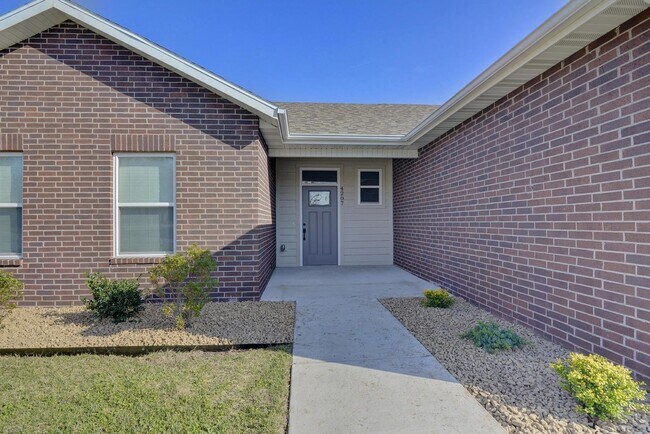 Photo - New 3 bedroom 2 bathroom