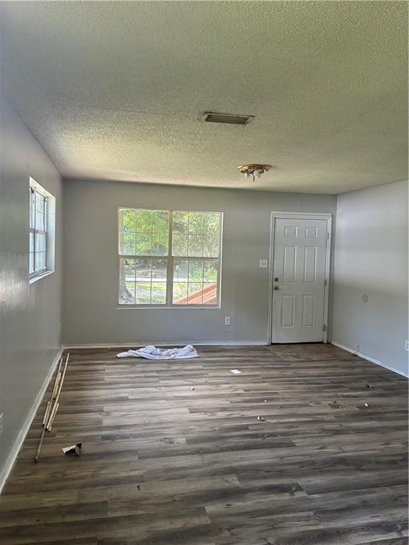 Photo - 1337 Stewart Rd