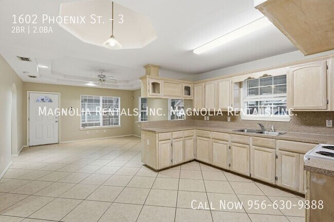 Photo - 1602 Phoenix St Unit 3